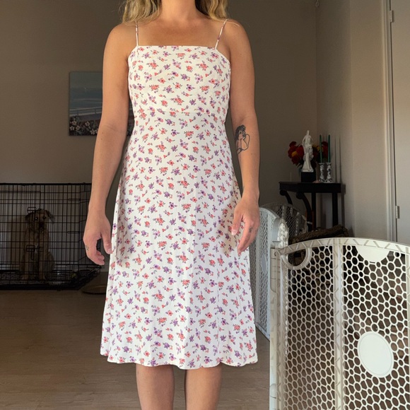 Dress - Picture 4 of 7